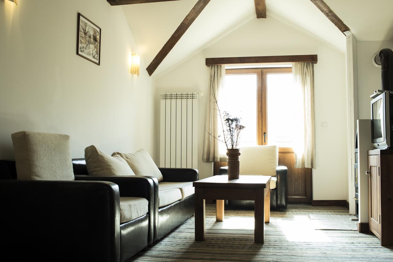 Boutique Hotel The White Pine Samokov Esterno foto