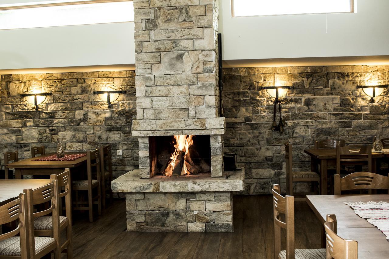 Boutique Hotel The White Pine Samokov Esterno foto