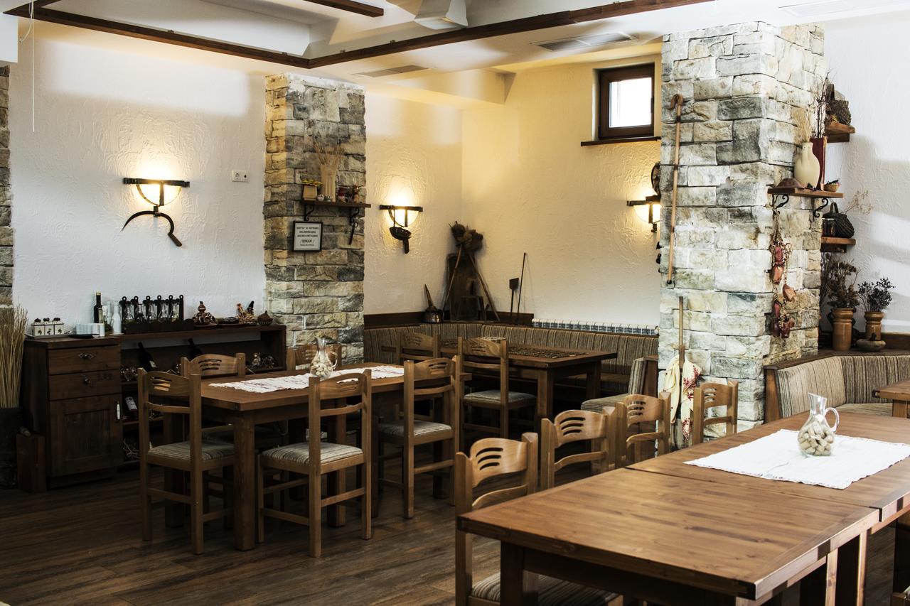Boutique Hotel The White Pine Samokov Esterno foto