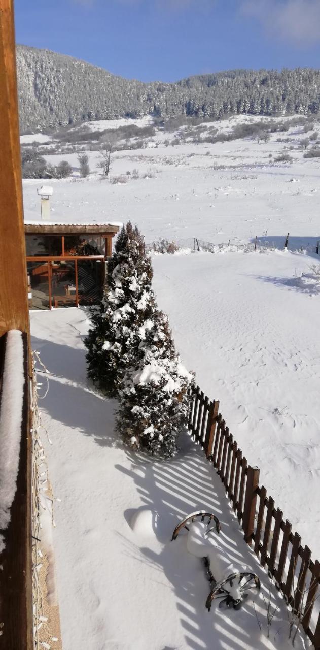 Boutique Hotel The White Pine Samokov Esterno foto