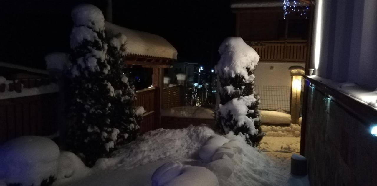 Boutique Hotel The White Pine Samokov Esterno foto
